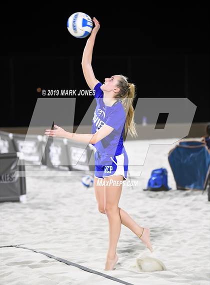 Thumbnail 3 in Xavier College Prep vs. Perry  (AIA D1 Championship) photogallery.
