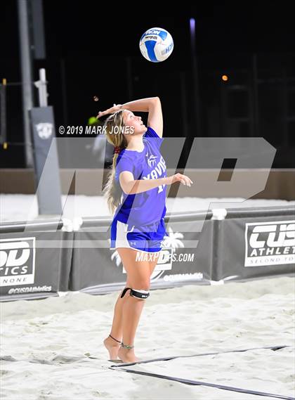 Thumbnail 1 in Xavier College Prep vs. Perry  (AIA D1 Championship) photogallery.