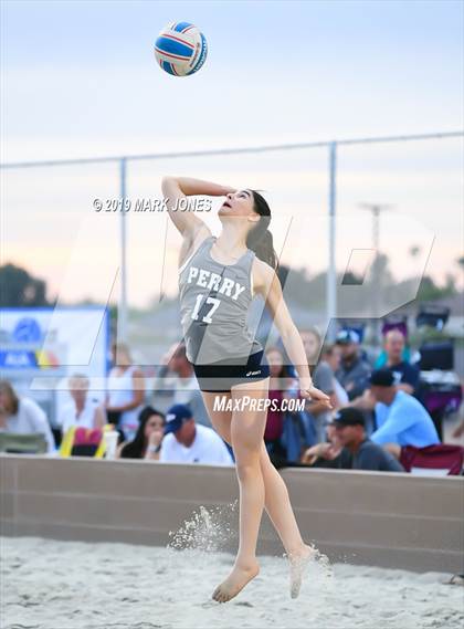 Thumbnail 2 in Xavier College Prep vs. Perry  (AIA D1 Championship) photogallery.