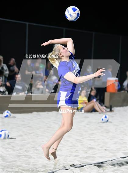 Thumbnail 1 in Xavier College Prep vs. Perry  (AIA D1 Championship) photogallery.