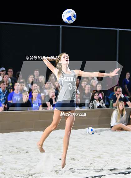 Thumbnail 1 in Xavier College Prep vs. Perry  (AIA D1 Championship) photogallery.