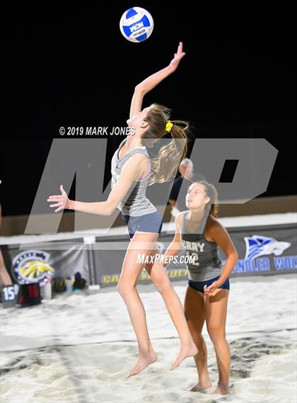 Thumbnail 2 in Xavier College Prep vs. Perry  (AIA D1 Championship) photogallery.