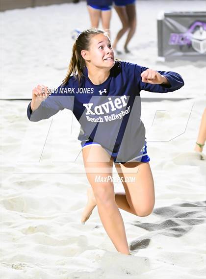 Thumbnail 3 in Xavier College Prep vs. Perry  (AIA D1 Championship) photogallery.