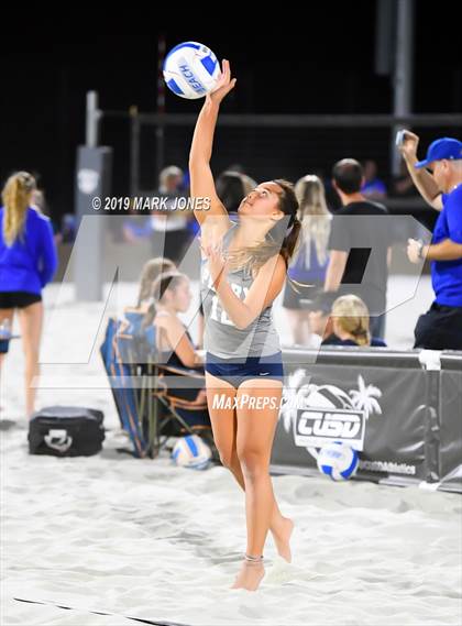 Thumbnail 1 in Xavier College Prep vs. Perry  (AIA D1 Championship) photogallery.