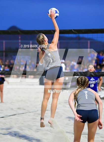 Thumbnail 3 in Xavier College Prep vs. Perry  (AIA D1 Championship) photogallery.