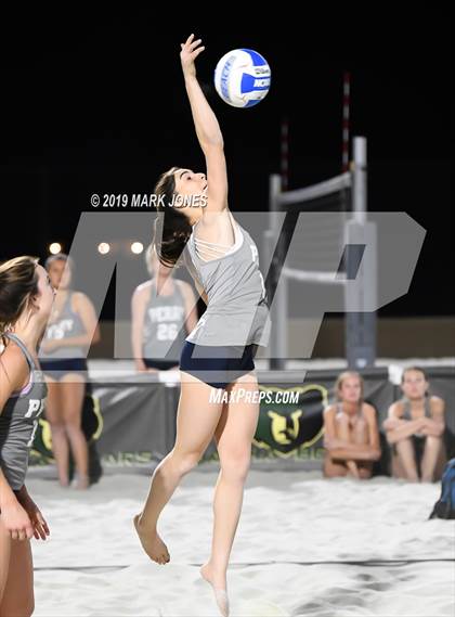 Thumbnail 3 in Xavier College Prep vs. Perry  (AIA D1 Championship) photogallery.