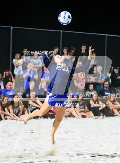 Thumbnail 2 in Xavier College Prep vs. Perry  (AIA D1 Championship) photogallery.