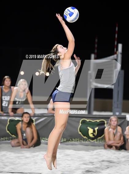 Thumbnail 2 in Xavier College Prep vs. Perry  (AIA D1 Championship) photogallery.