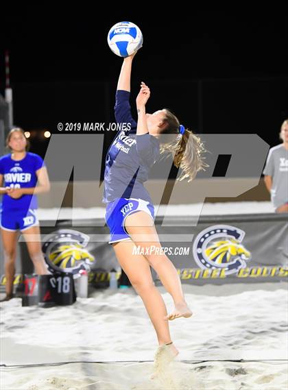 Thumbnail 3 in Xavier College Prep vs. Perry  (AIA D1 Championship) photogallery.