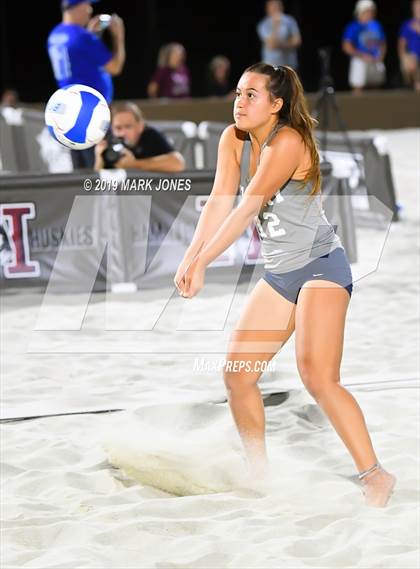 Thumbnail 1 in Xavier College Prep vs. Perry  (AIA D1 Championship) photogallery.