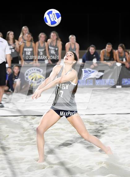 Thumbnail 3 in Xavier College Prep vs. Perry  (AIA D1 Championship) photogallery.