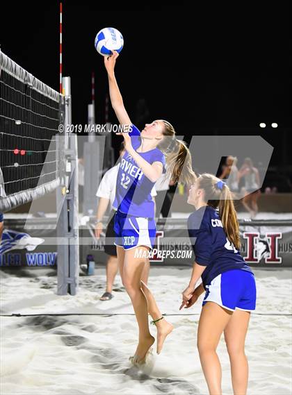 Thumbnail 2 in Xavier College Prep vs. Perry  (AIA D1 Championship) photogallery.