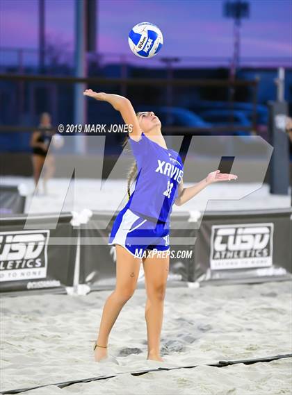 Thumbnail 2 in Xavier College Prep vs. Perry  (AIA D1 Championship) photogallery.