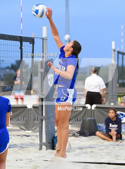 Thumbnail 1 in Xavier College Prep vs. Perry  (AIA D1 Championship) photogallery.