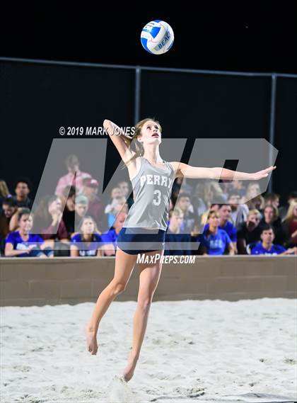 Thumbnail 2 in Xavier College Prep vs. Perry  (AIA D1 Championship) photogallery.