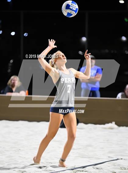 Thumbnail 3 in Xavier College Prep vs. Perry  (AIA D1 Championship) photogallery.