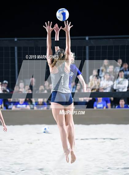 Thumbnail 2 in Xavier College Prep vs. Perry  (AIA D1 Championship) photogallery.