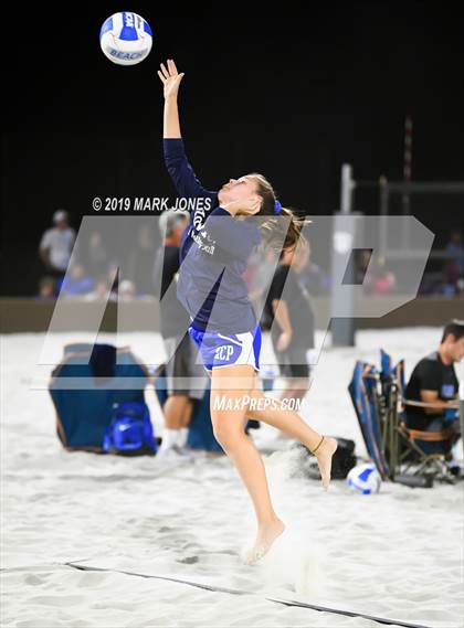 Thumbnail 1 in Xavier College Prep vs. Perry  (AIA D1 Championship) photogallery.