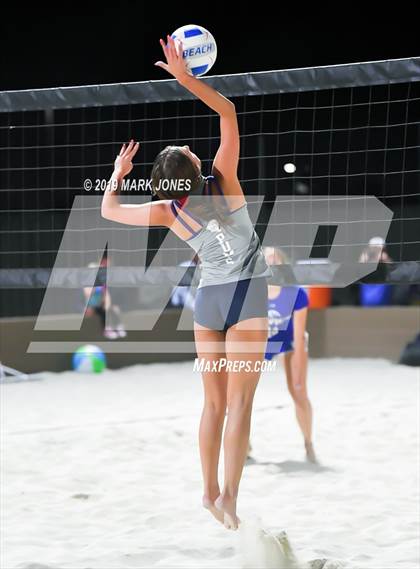 Thumbnail 1 in Xavier College Prep vs. Perry  (AIA D1 Championship) photogallery.