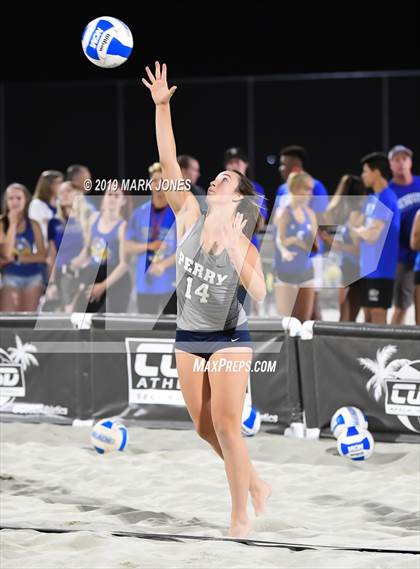 Thumbnail 3 in Xavier College Prep vs. Perry  (AIA D1 Championship) photogallery.