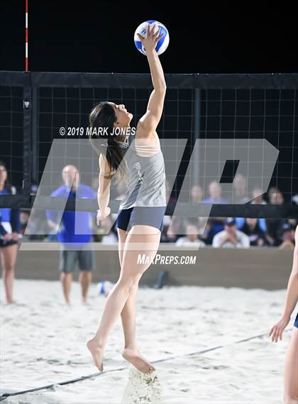 Thumbnail 3 in Xavier College Prep vs. Perry  (AIA D1 Championship) photogallery.