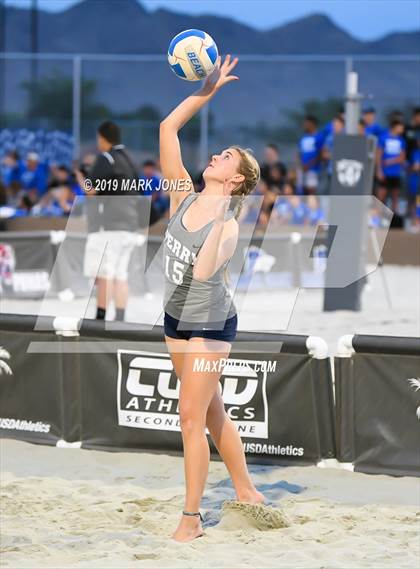 Thumbnail 1 in Xavier College Prep vs. Perry  (AIA D1 Championship) photogallery.