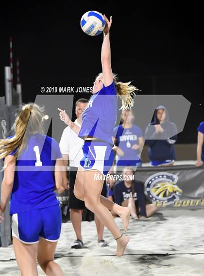 Thumbnail 3 in Xavier College Prep vs. Perry  (AIA D1 Championship) photogallery.