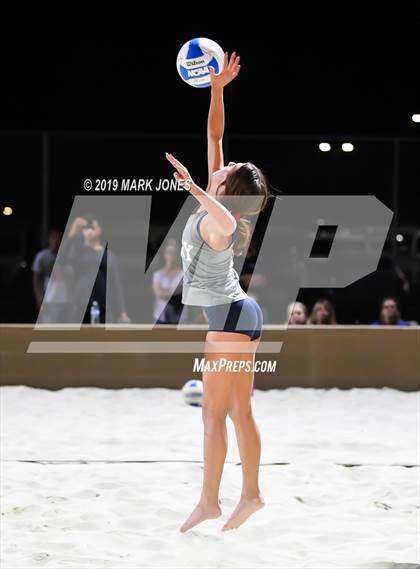 Thumbnail 2 in Xavier College Prep vs. Perry  (AIA D1 Championship) photogallery.
