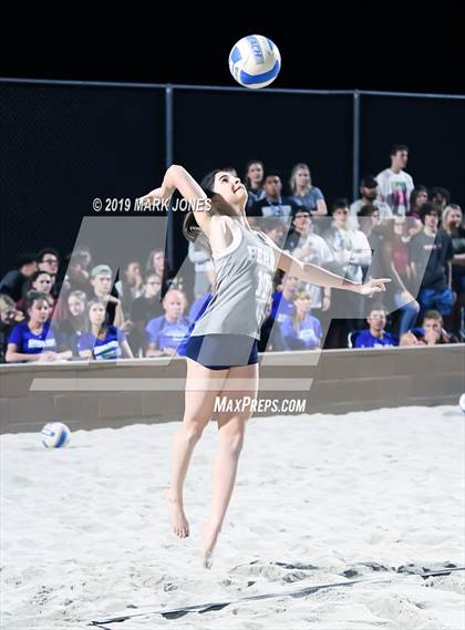 Thumbnail 3 in Xavier College Prep vs. Perry  (AIA D1 Championship) photogallery.