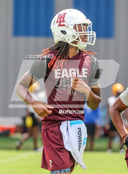 Thumbnail 2 in Horn Lake vs DeSoto Central (U of Memphis 7v7) photogallery.