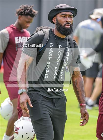Thumbnail 3 in Horn Lake vs DeSoto Central (U of Memphis 7v7) photogallery.