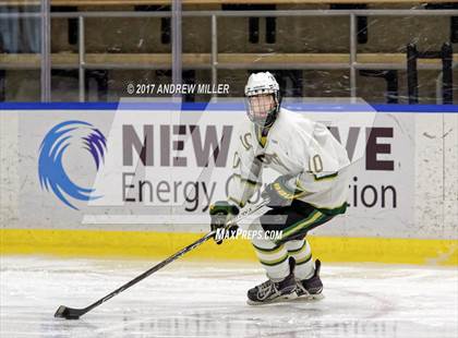 Thumbnail 2 in Pittsford vs. Williamsville North (NYSPHSAA D1 Final) photogallery.