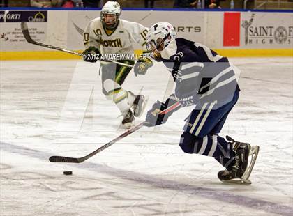 Thumbnail 3 in Pittsford vs. Williamsville North (NYSPHSAA D1 Final) photogallery.