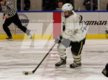 Thumbnail 1 in Pittsford vs. Williamsville North (NYSPHSAA D1 Final) photogallery.