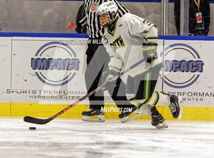 Thumbnail 3 in Pittsford vs. Williamsville North (NYSPHSAA D1 Final) photogallery.