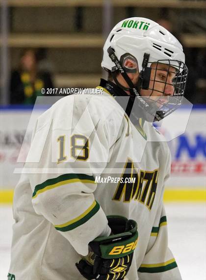 Thumbnail 2 in Pittsford vs. Williamsville North (NYSPHSAA D1 Final) photogallery.