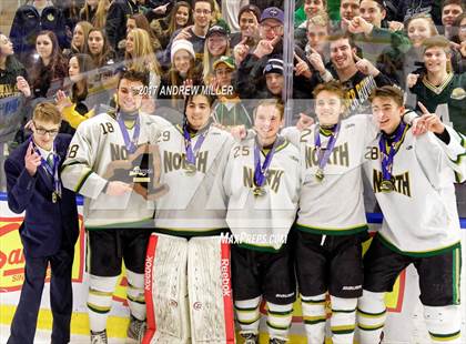 Thumbnail 1 in Pittsford vs. Williamsville North (NYSPHSAA D1 Final) photogallery.