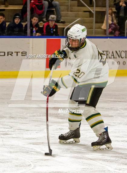 Thumbnail 1 in Pittsford vs. Williamsville North (NYSPHSAA D1 Final) photogallery.