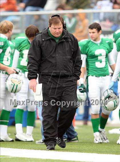 Thumbnail 3 in Tivy vs. Brenham (Texas 4A Semifinal) photogallery.