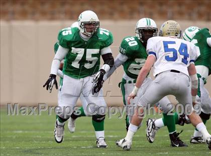 Thumbnail 2 in Tivy vs. Brenham (Texas 4A Semifinal) photogallery.