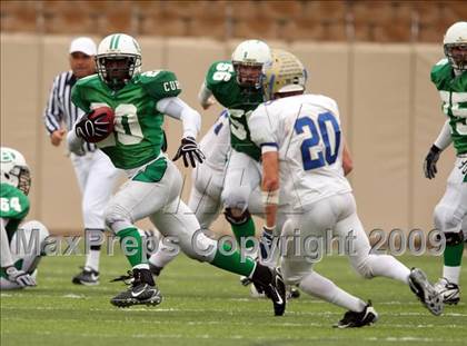 Thumbnail 3 in Tivy vs. Brenham (Texas 4A Semifinal) photogallery.