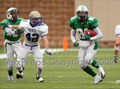 Thumbnail 1 in Tivy vs. Brenham (Texas 4A Semifinal) photogallery.