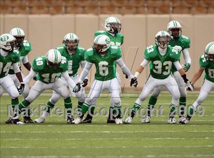 Thumbnail 3 in Tivy vs. Brenham (Texas 4A Semifinal) photogallery.