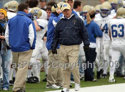Thumbnail 3 in Tivy vs. Brenham (Texas 4A Semifinal) photogallery.