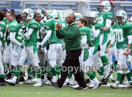 Thumbnail 3 in Tivy vs. Brenham (Texas 4A Semifinal) photogallery.