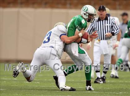 Thumbnail 3 in Tivy vs. Brenham (Texas 4A Semifinal) photogallery.