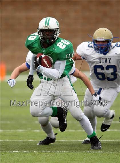 Thumbnail 2 in Tivy vs. Brenham (Texas 4A Semifinal) photogallery.
