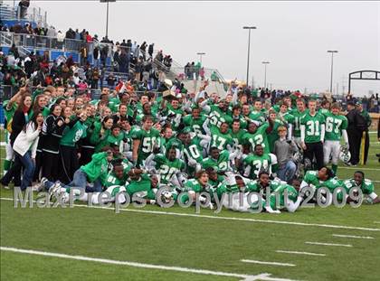 Thumbnail 1 in Tivy vs. Brenham (Texas 4A Semifinal) photogallery.