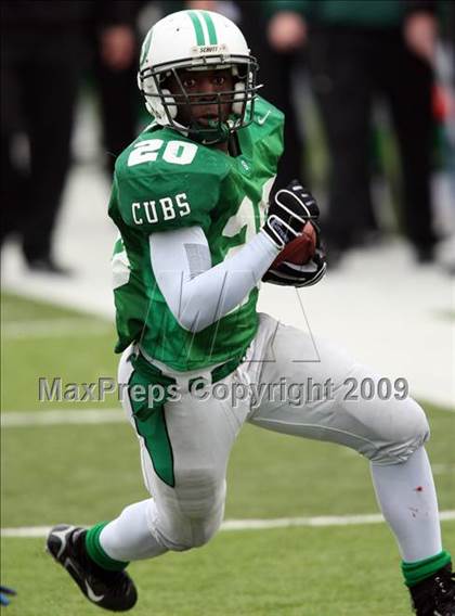Thumbnail 2 in Tivy vs. Brenham (Texas 4A Semifinal) photogallery.