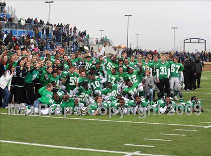Thumbnail 3 in Tivy vs. Brenham (Texas 4A Semifinal) photogallery.